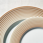 HYPNOSE BROWN Dinner plate