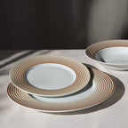 HYPNOSE BROWN Dinner plate