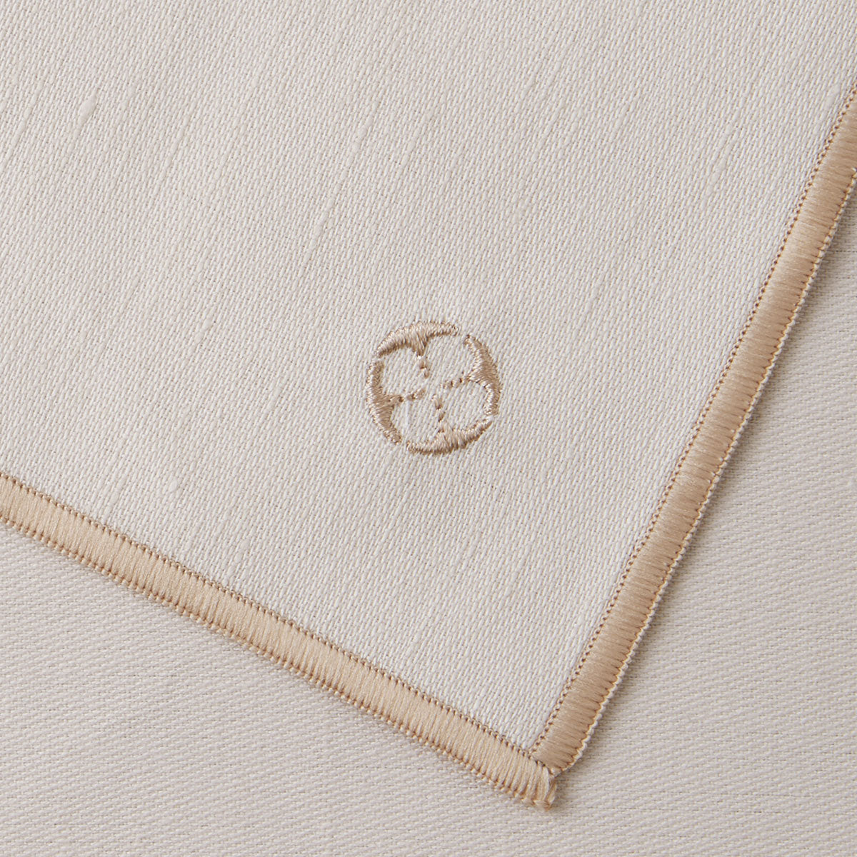 NUANCES COTON & LIN BROWN Square tablecloth 180 x 180 cm