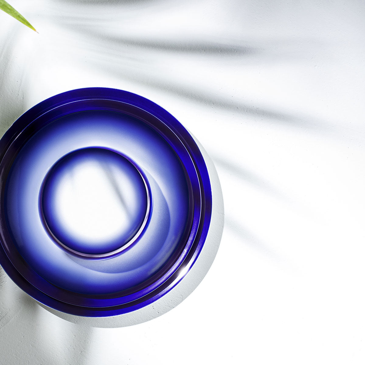 BLUE SHADES Presentation plate 29 cm