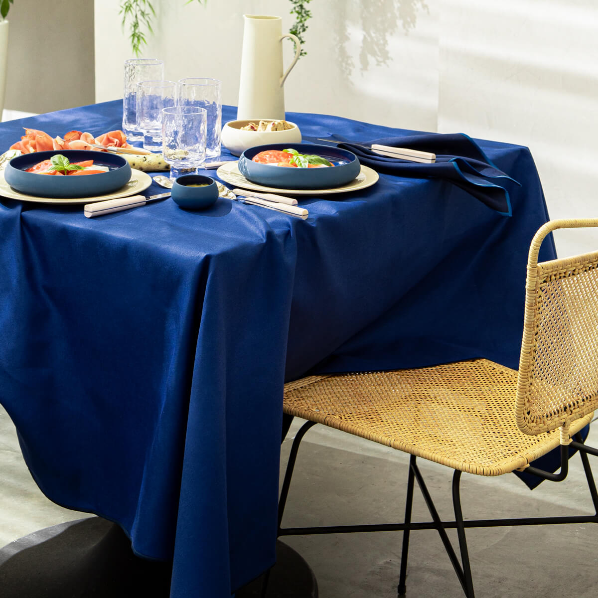 NUANCES COTON & LIN BLEU ROY Nappe carrée 180 x 180 cm