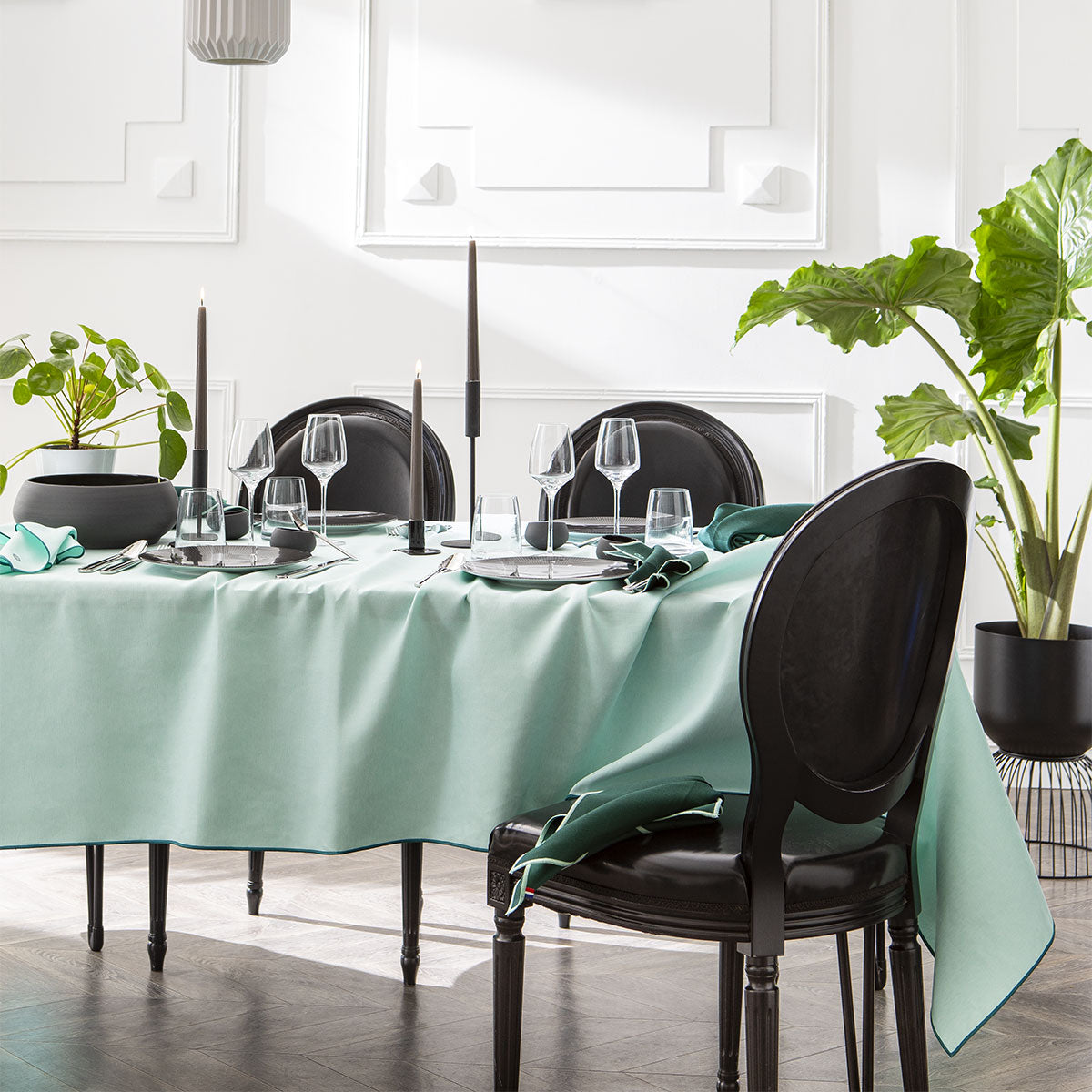 NUANCES COTON & LIN VERT MENTHE Nappe rectangulaire 180 x 250 cm