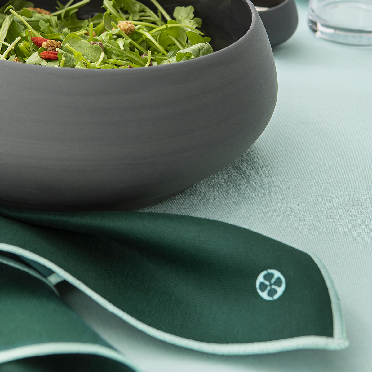 NUANCES COTON & LIN VERT MENTHE Nappe rectangulaire 180 x 250 cm