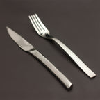 GUEST STAR MIROIR Coffret 24 couverts monobloc lame scie