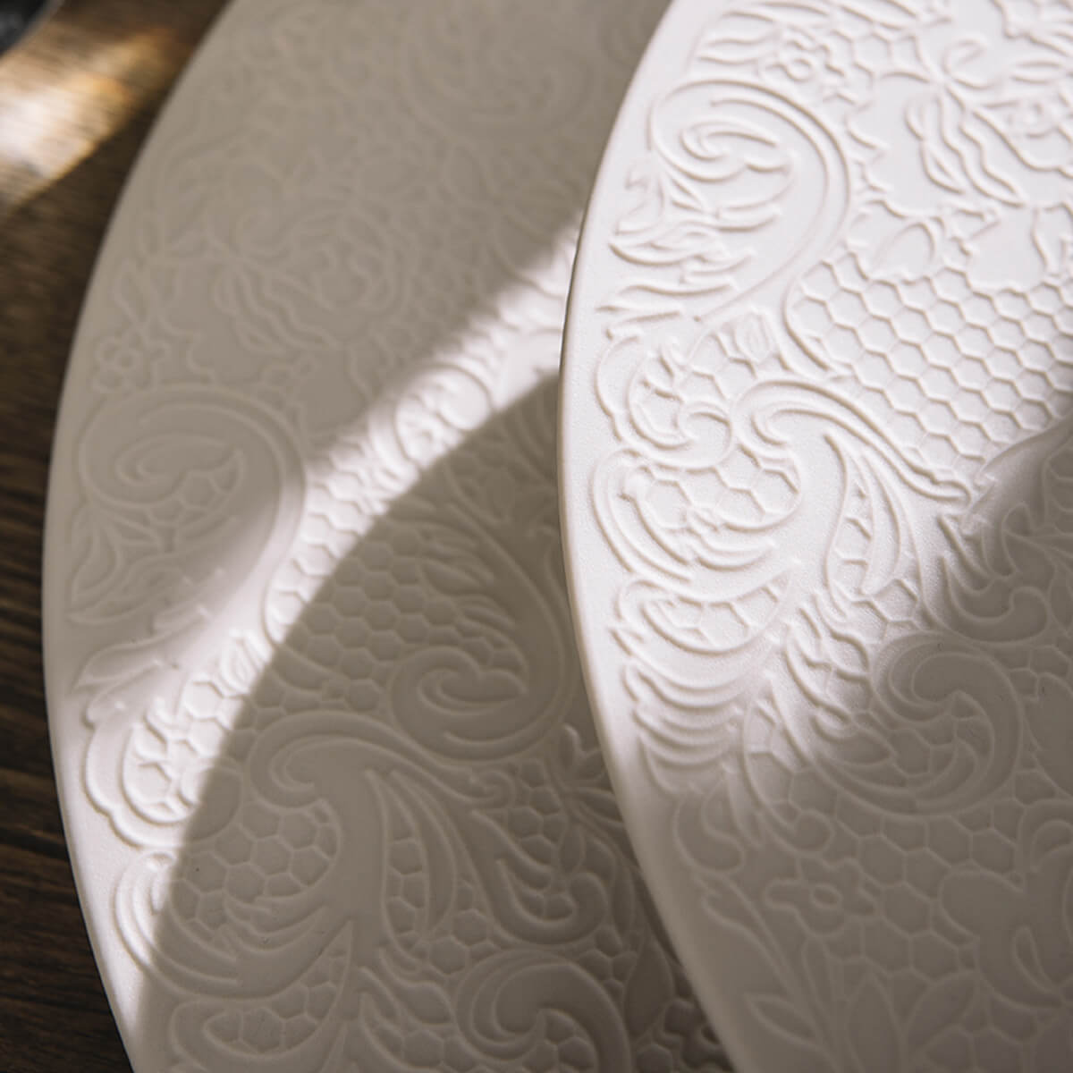 COLLECTION L COUTURE IVORY Presentation plate 32 cm