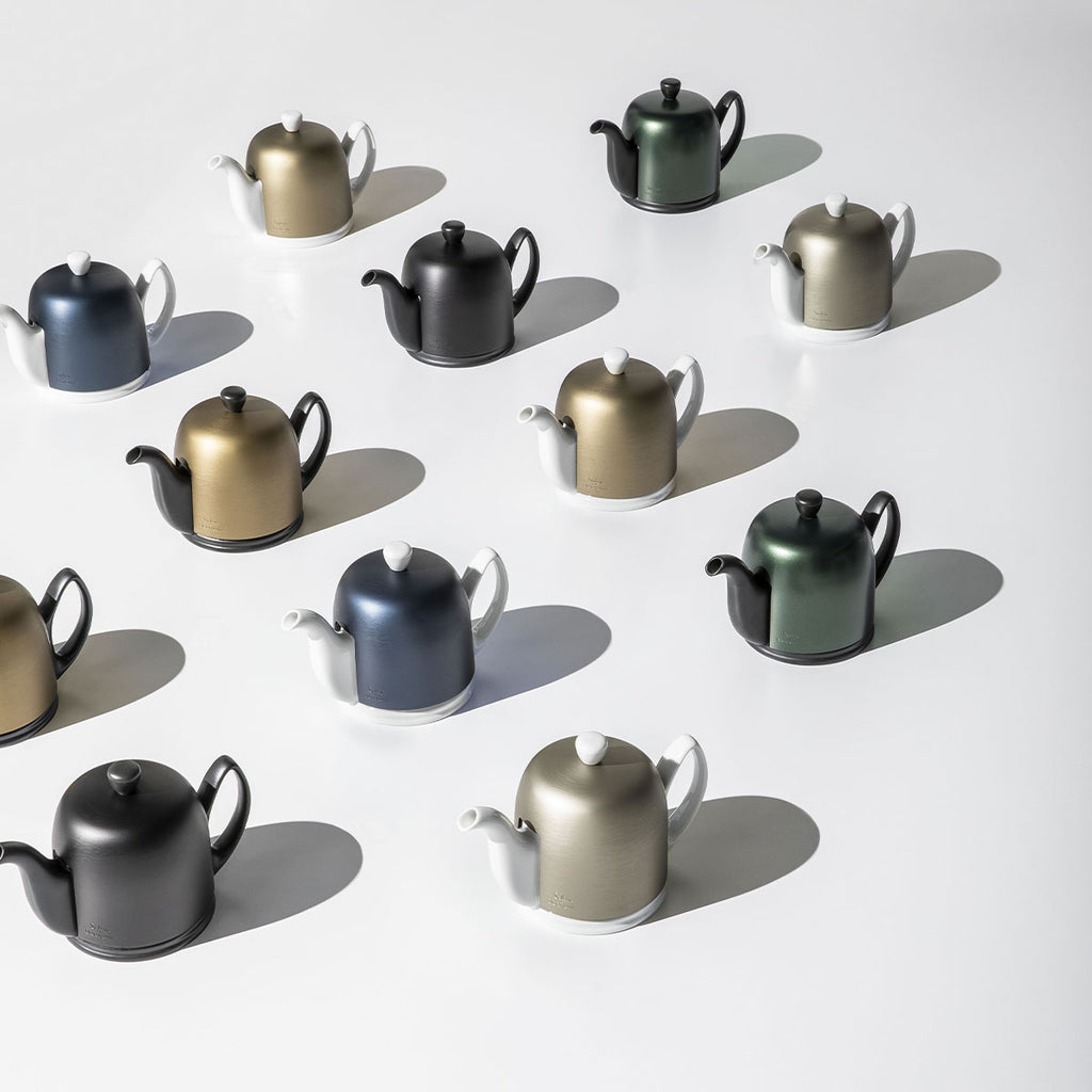 Teapot 4-Cup Cobalt Cloche