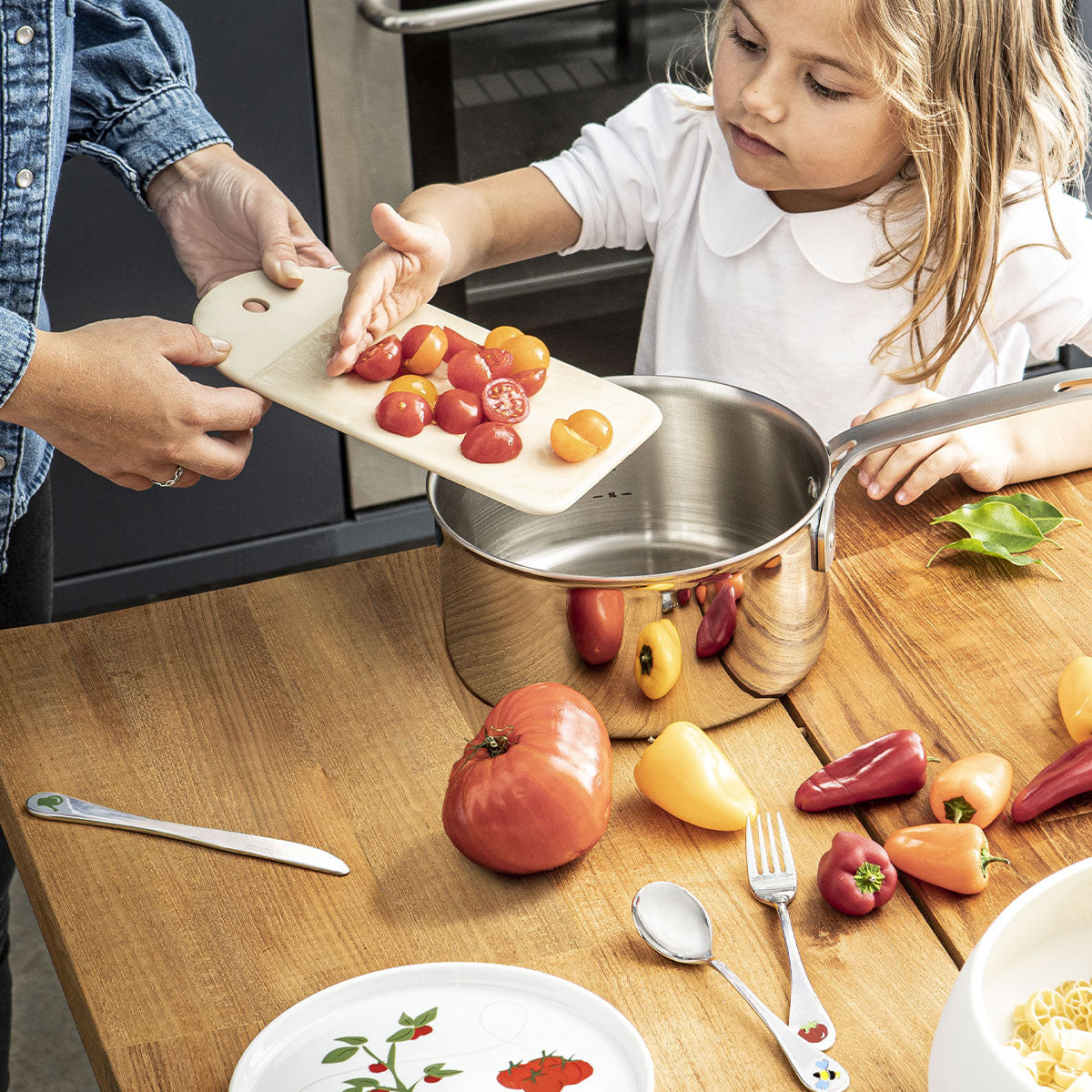 EVEIL GOURMAND Children gift's box 7 pieces